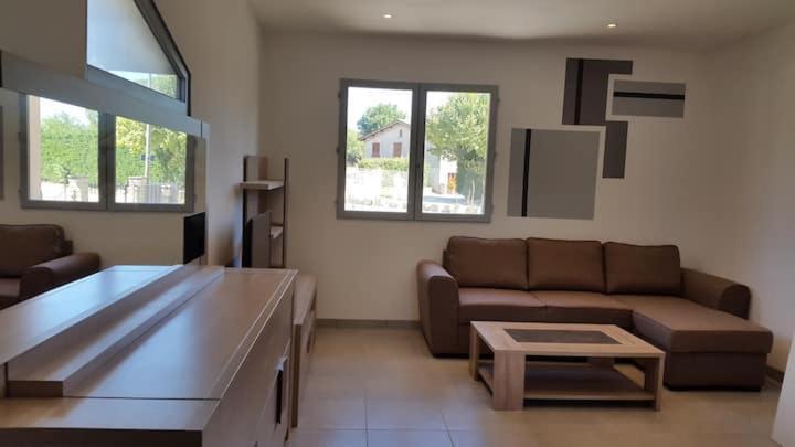 Studio Climatise Avec Terrasse Et Wi Fi . Apartment Saint-Marcel-Les-Valence Ngoại thất bức ảnh